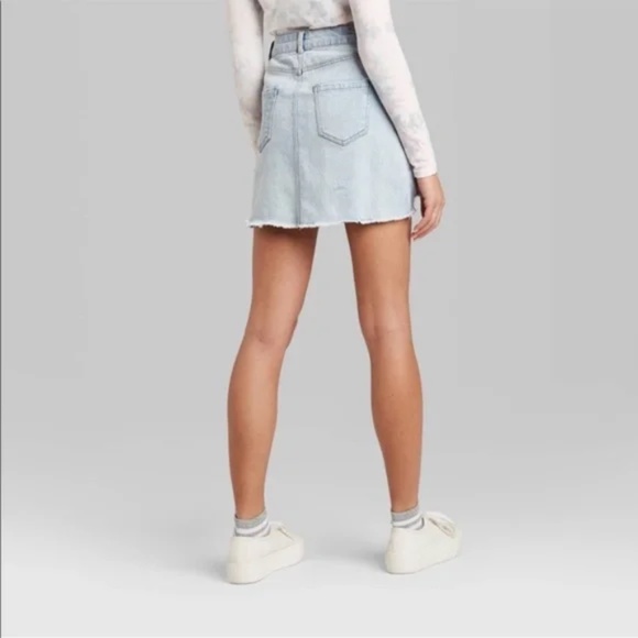 WILD FABLE Light Wash Denim Mini Skirt Size 12 - Picture 2 of 11